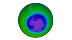 The false-color view of the monthly-averaged total ozone over the Antarctic pole for October 2022. The blue and purple colors are where there is the least ozone.